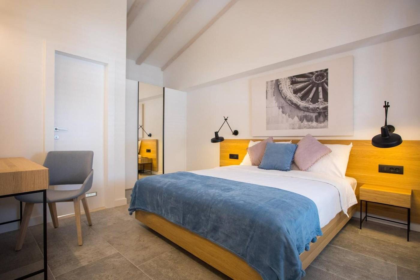 Bova-Luxury-Rooms-Room-19