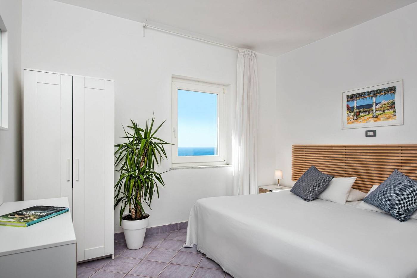 Gocce-Di-Capri--Residence-Room-9