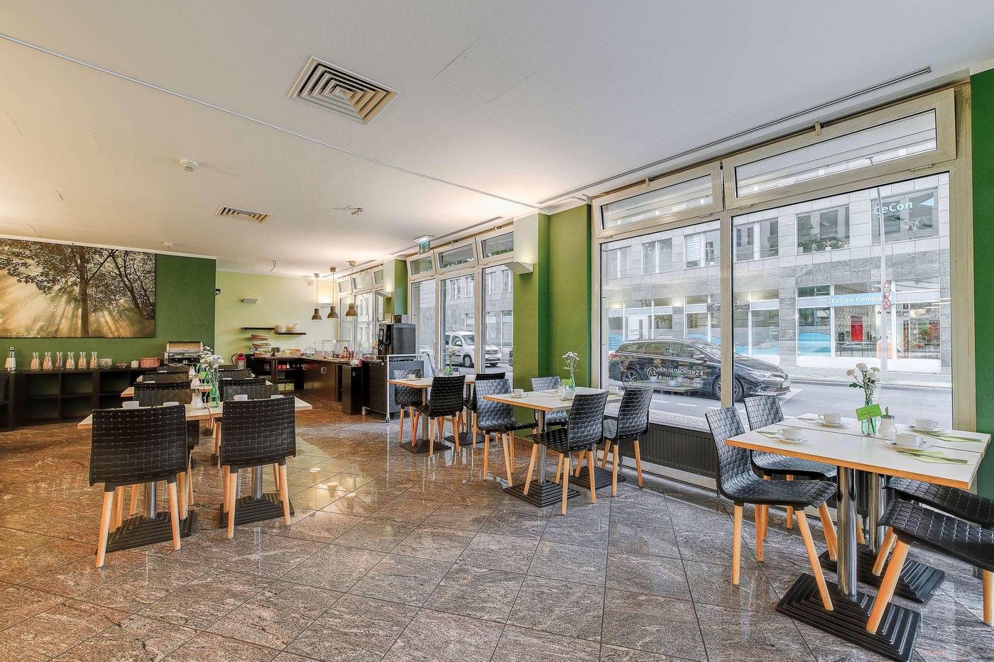 Berlin-Mitte-by-Campanile-Restaurant-13