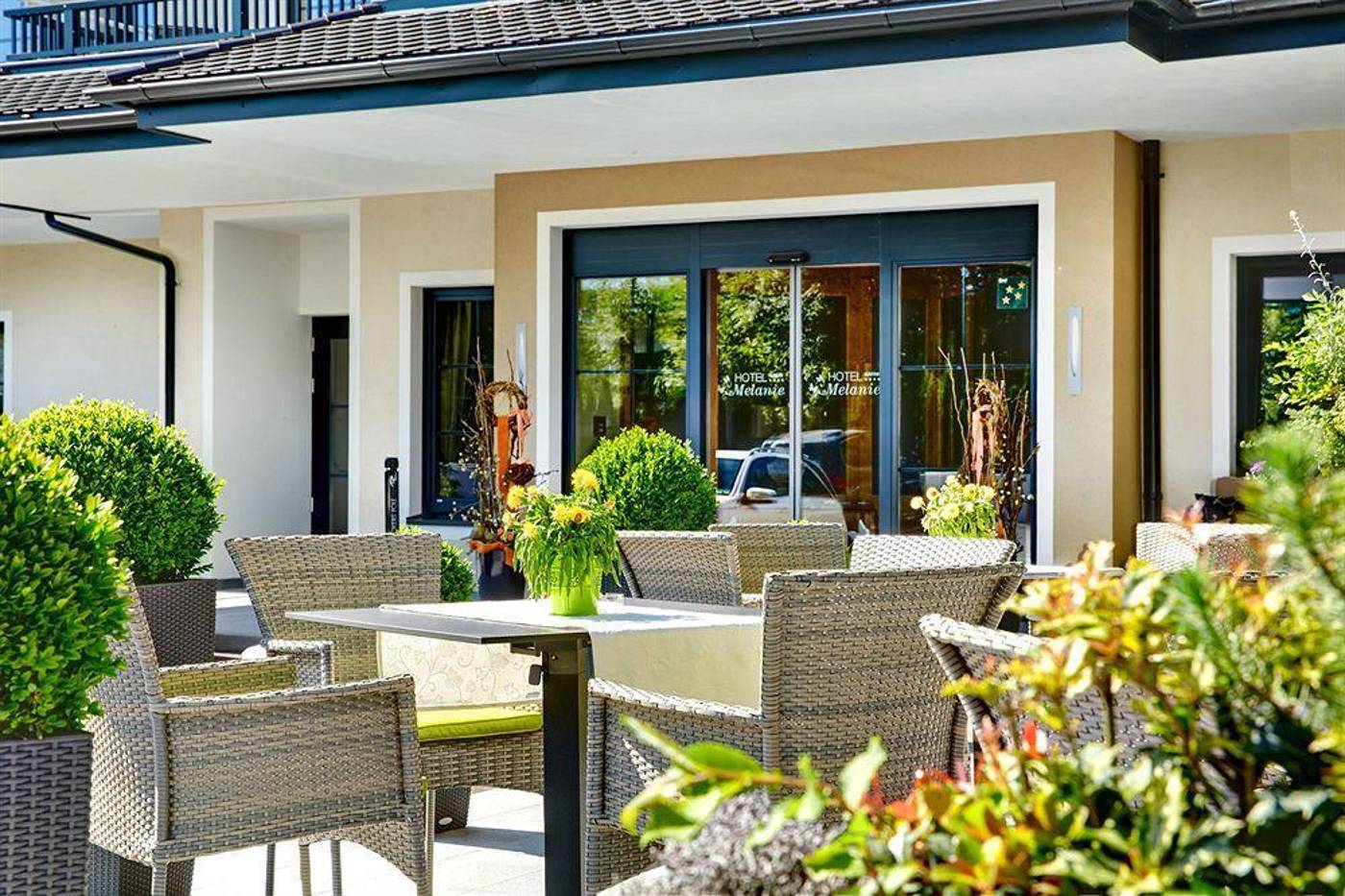 Hotel Garni Melanie-Austria-WALS -General view-9