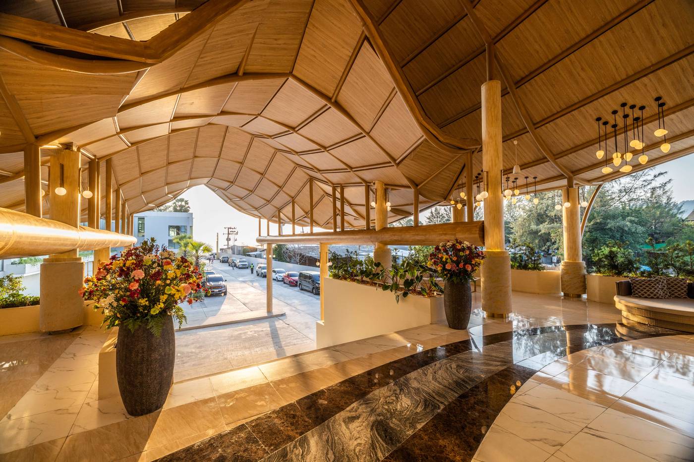 Phuket-Emerald-Beach-Resort-Lobby-45