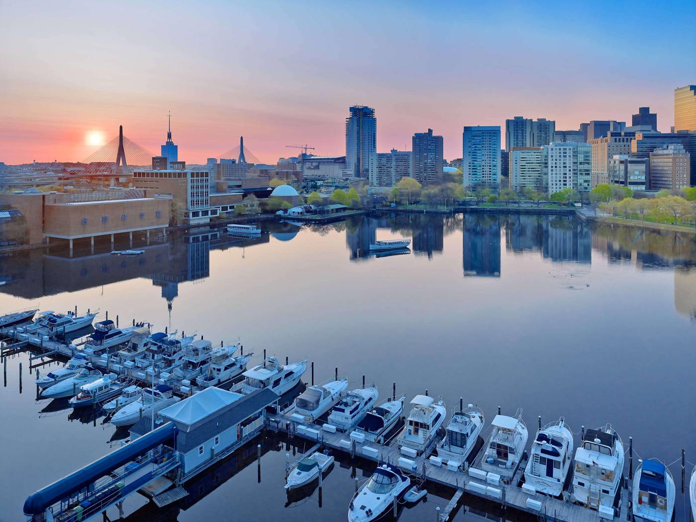 The-Royal-Sonesta-Boston-General-view-68