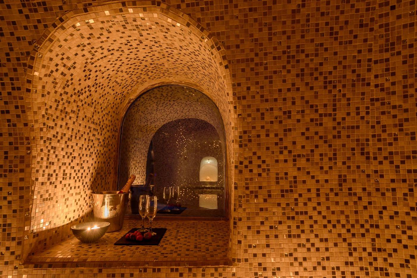 Pegasus-Suites---Spa-General-view-53