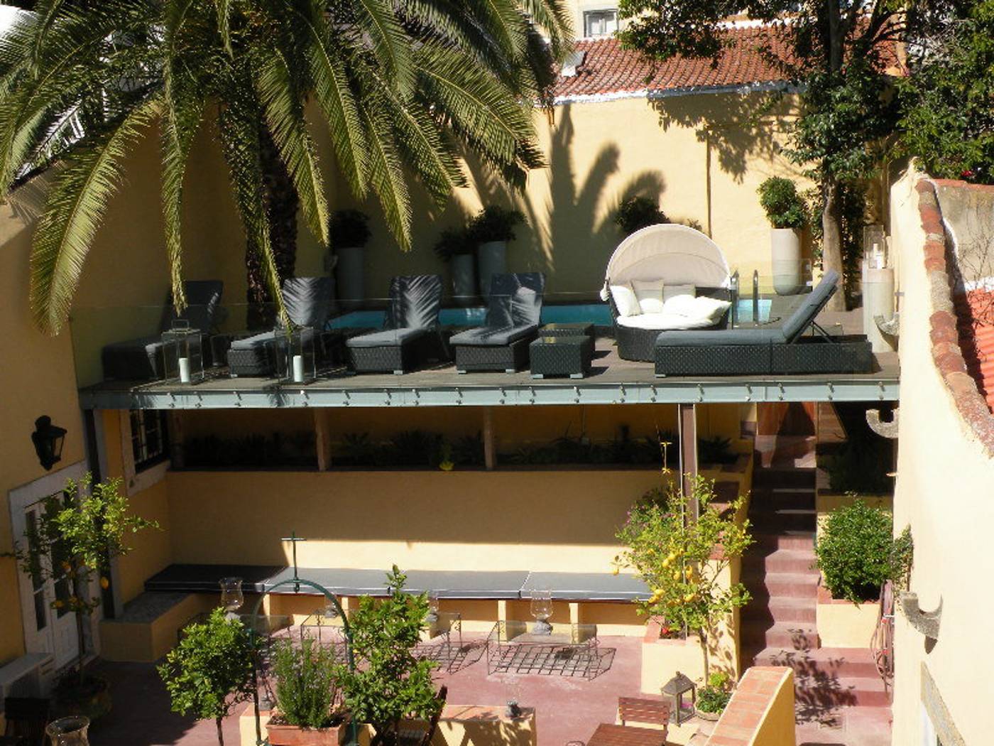 Palacio-Ramalhete-Terrace-27