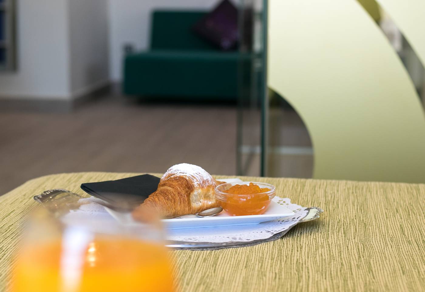 The-Purple-by-Ibiza-Feeling--Gay-Only--Room-32