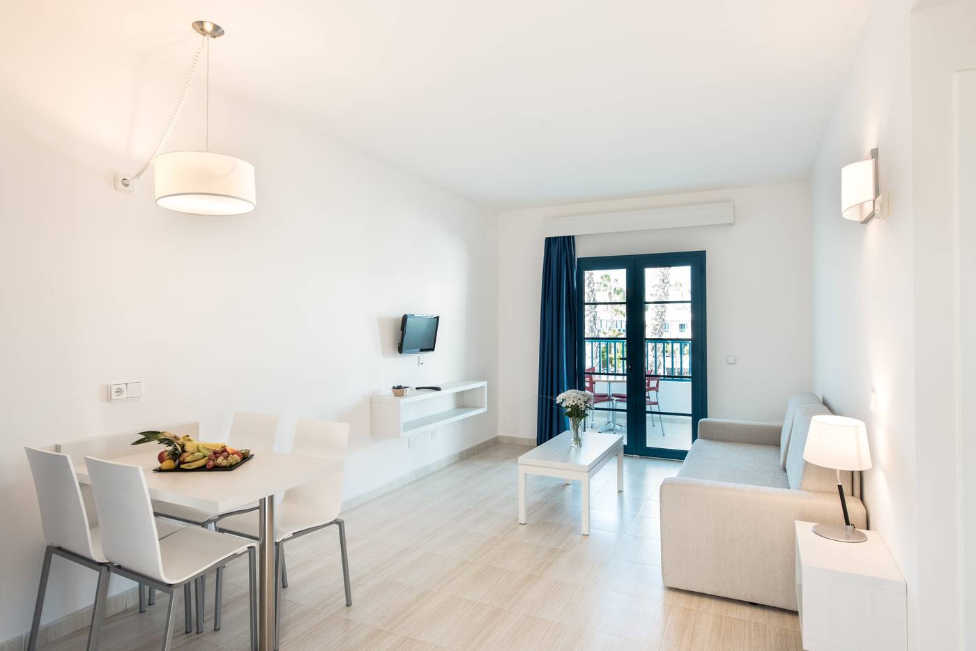 THB-Tropical-Island-Room-27