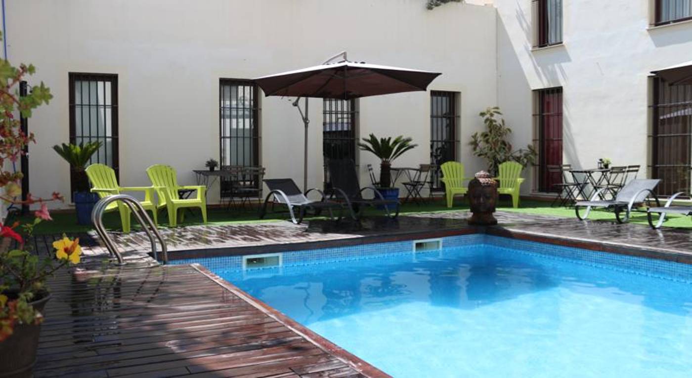 AT-Palacio-de-Luja-General-view-1