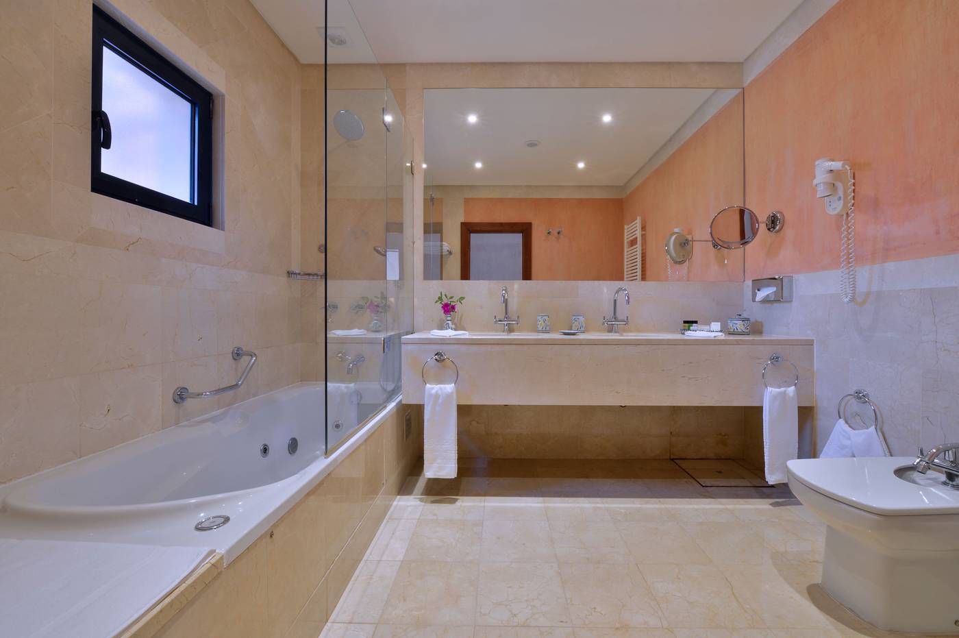 Pestana-Vila-Sol-Golf---Resort-Hotel-Room-38