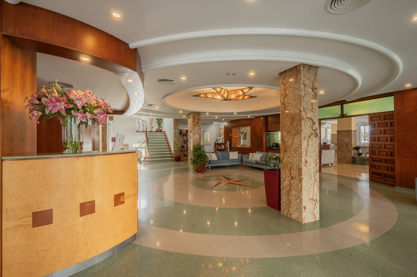 Bellamar-Lobby-57