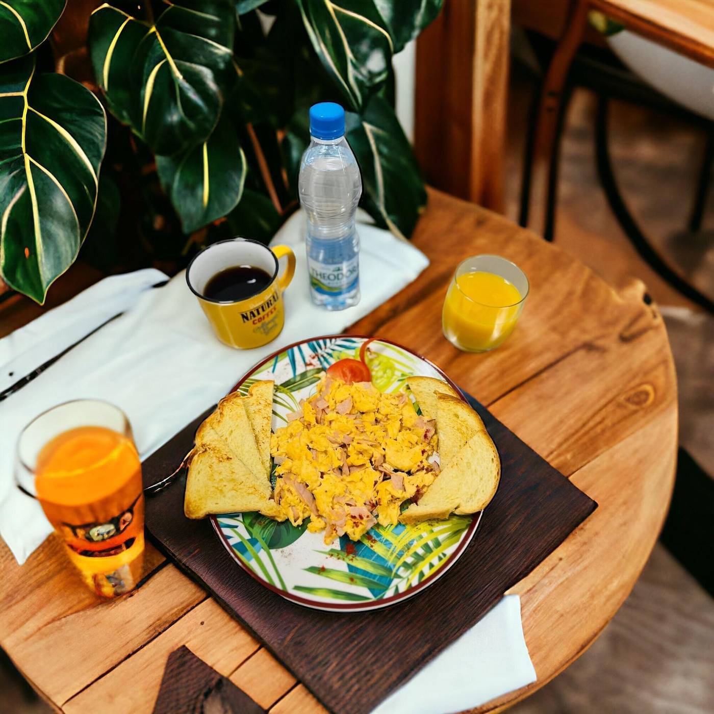 Easyhotel-Budapest-Oktogon-Restaurant-25