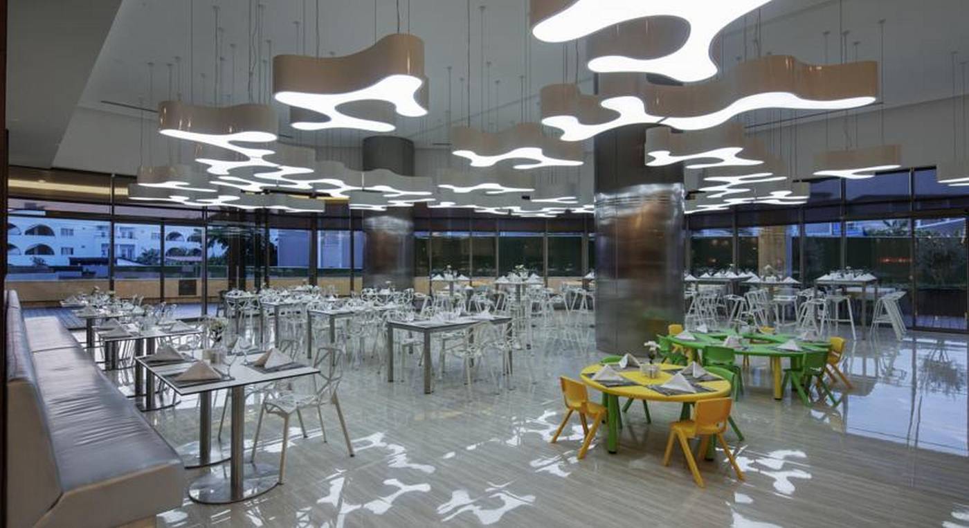 The-Sense-De-Luxe-Hotel-Restaurant-43