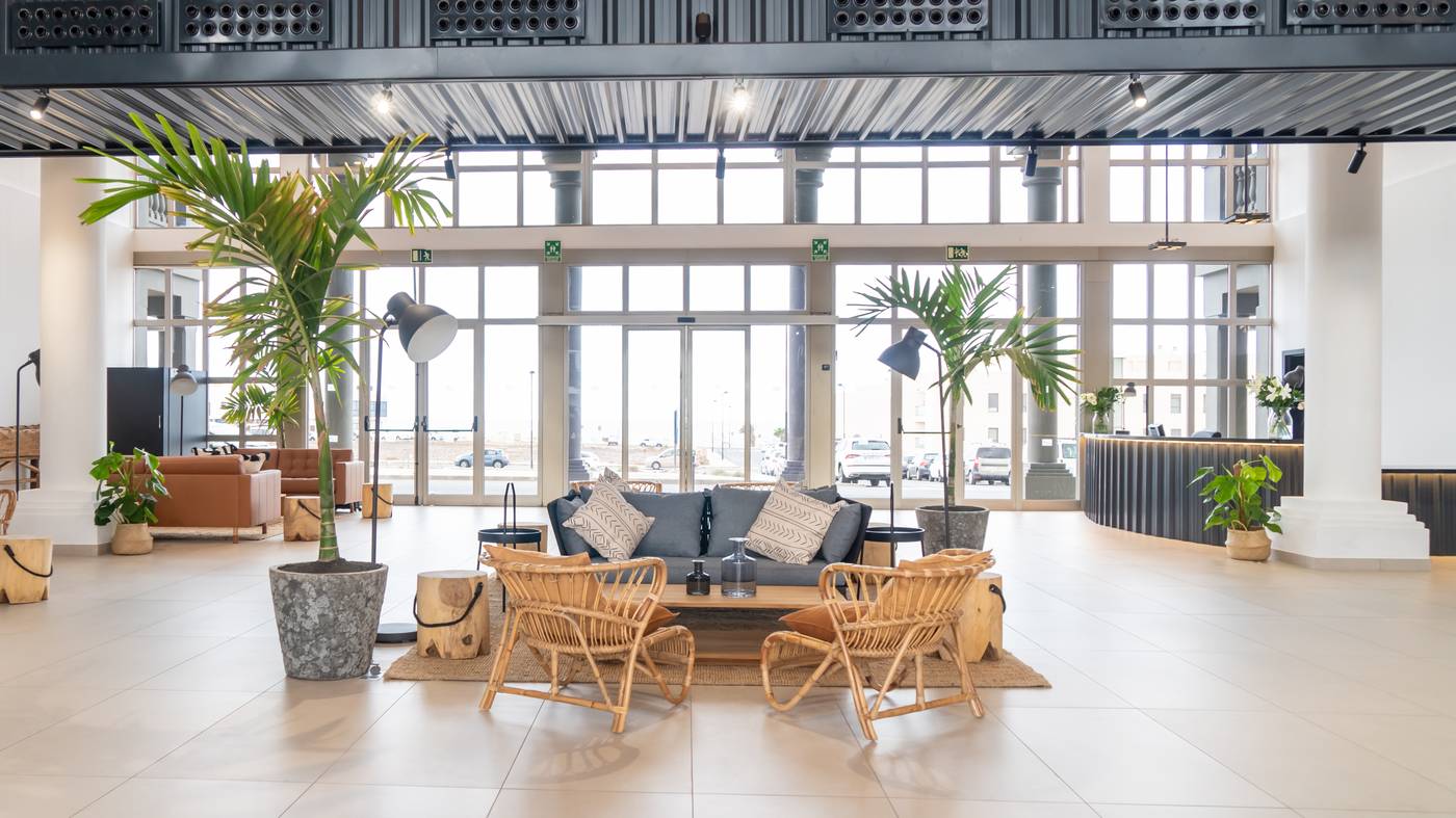 Coral-Cotillo-Beach-Lobby-55