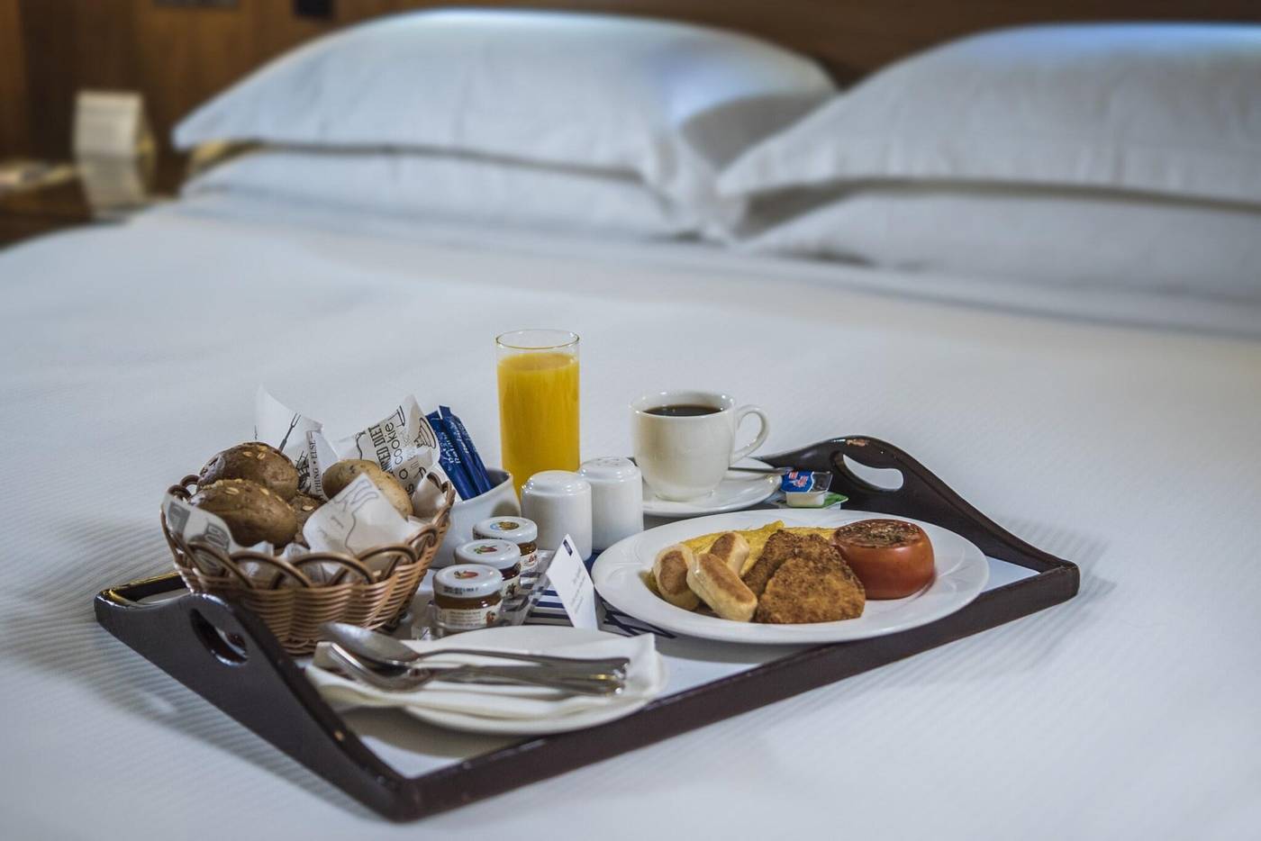 Jumeira-Rotana-Room-29