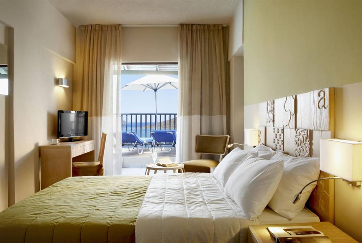 Elounda-Blue-Bay-Room-39