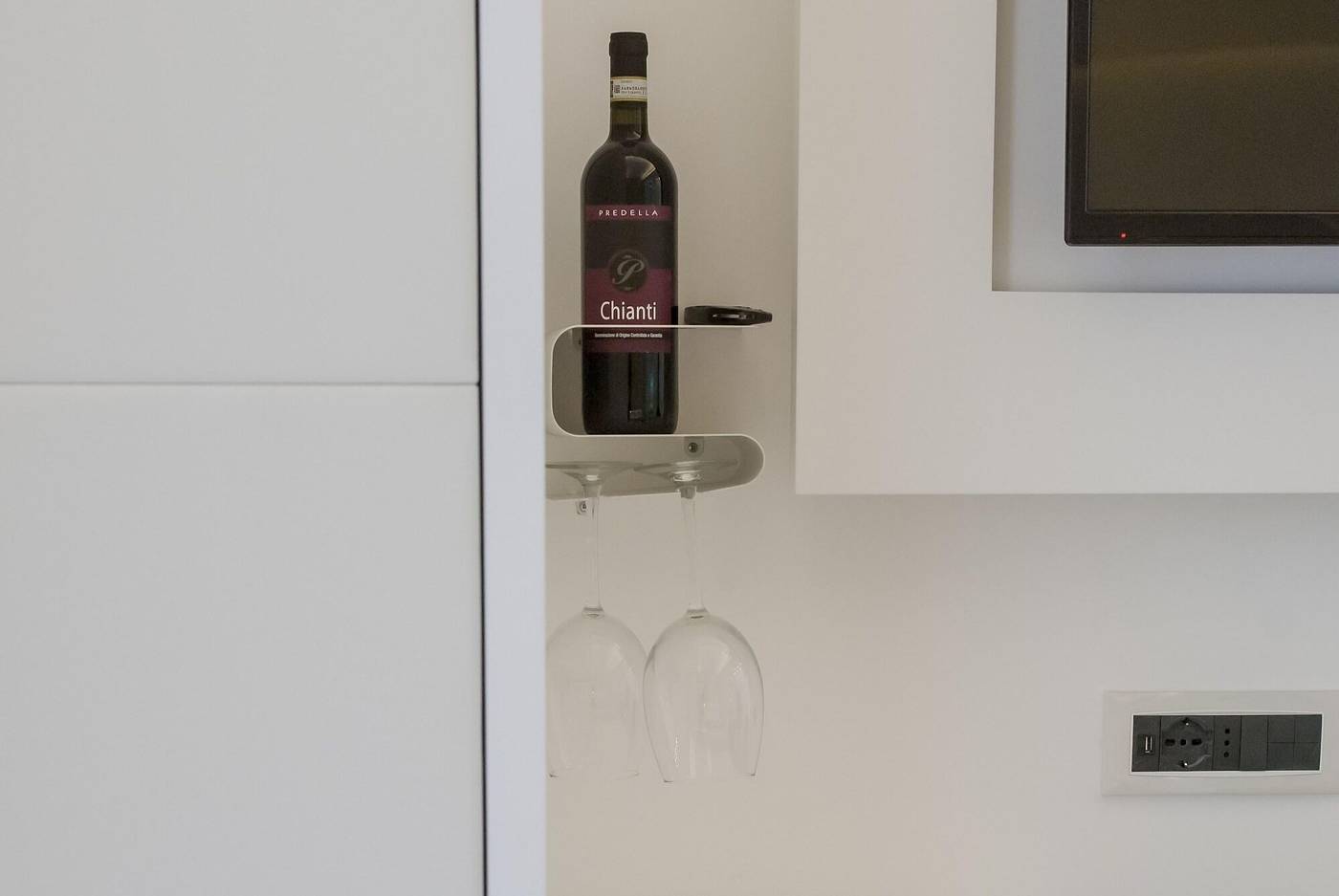 Vatican-Style-Lobby-33