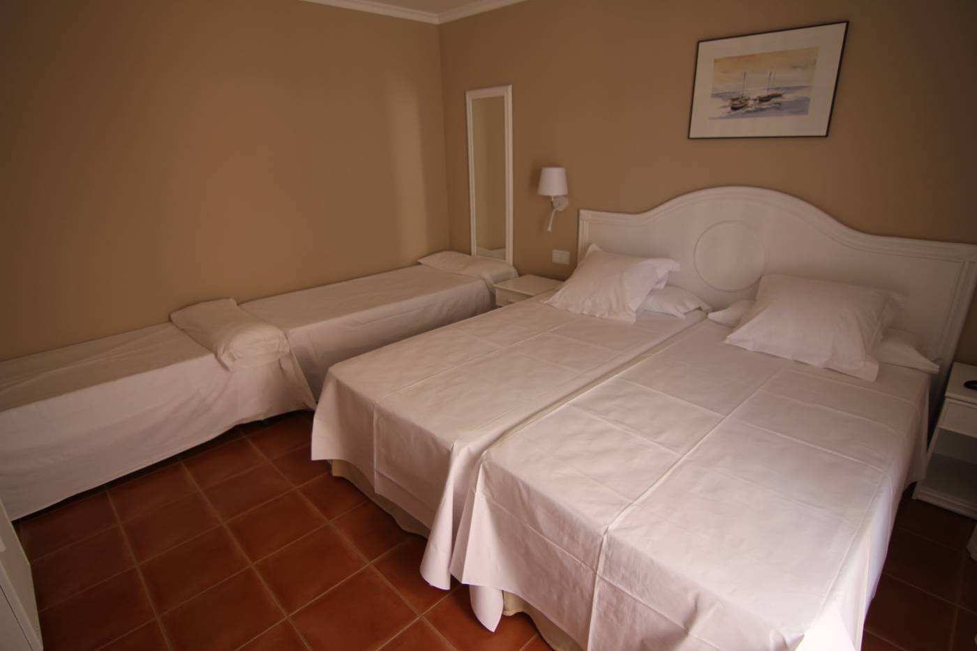 Les-Palmeres-Room-31