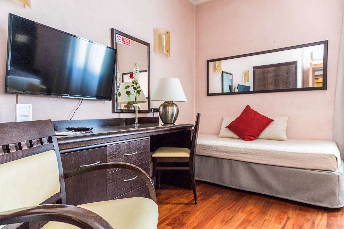 Giolli-Nazionale-Room-50