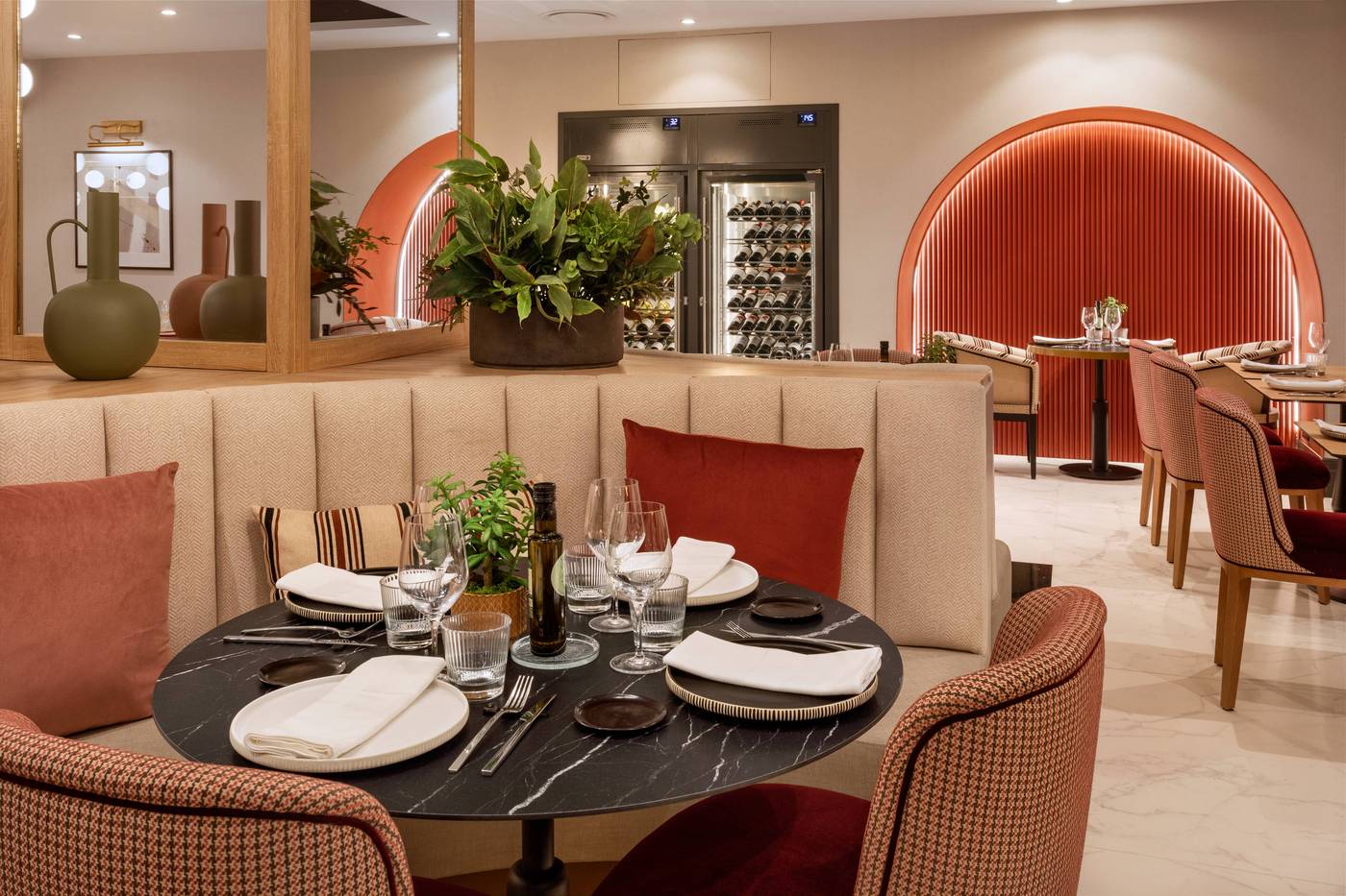 Senator-Gran-V----a-70-Spa-Restaurant-17