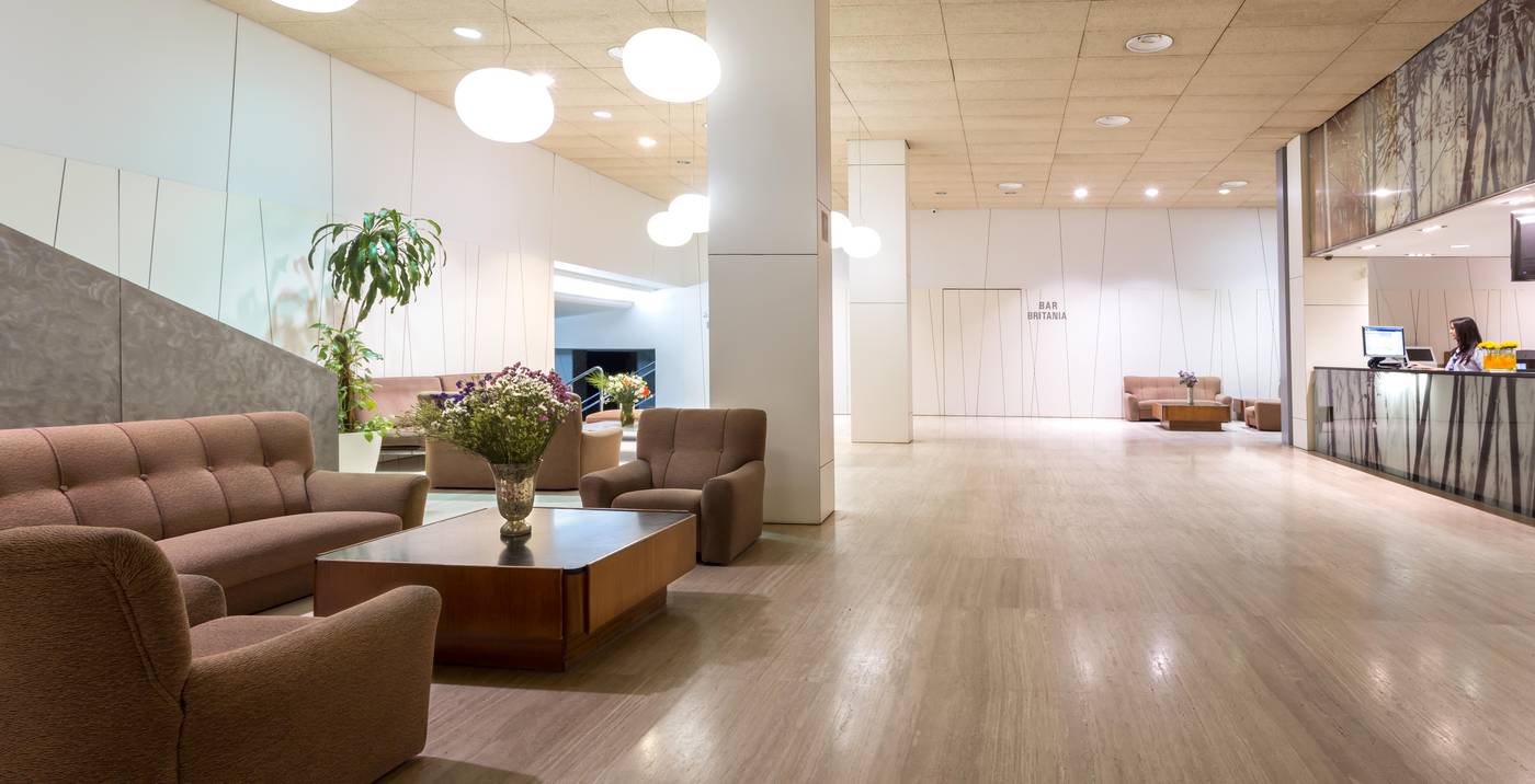 Hotel-Cavanna-Lobby-39