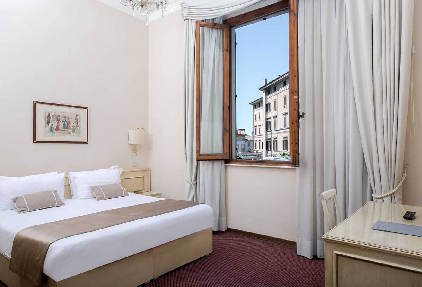 Hotel-Ercolini-e-Savi-Room-38