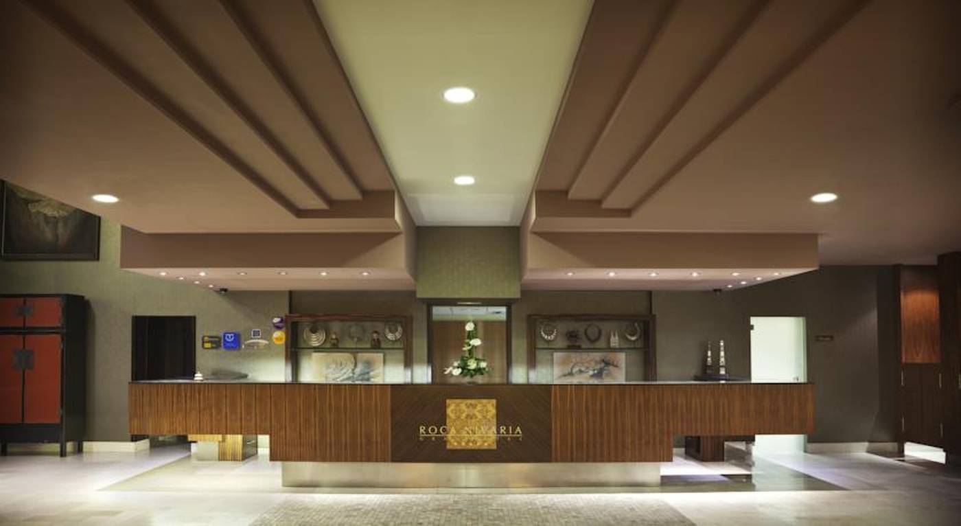 ADRIAN-Hoteles-Roca-Nivaria-Gran-Hotel-Lobby-54