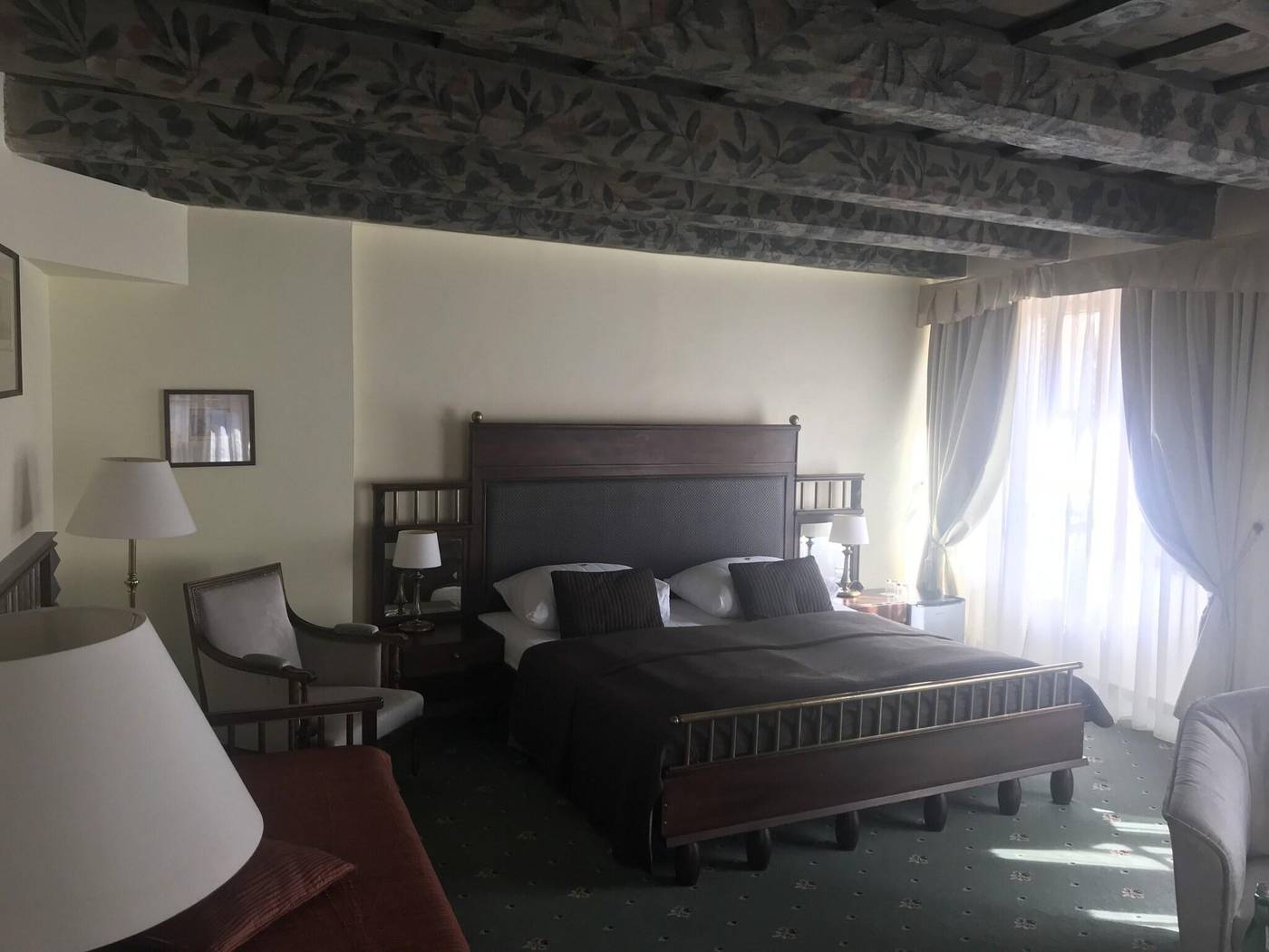 U-Tri-Pstrosu-Room-53