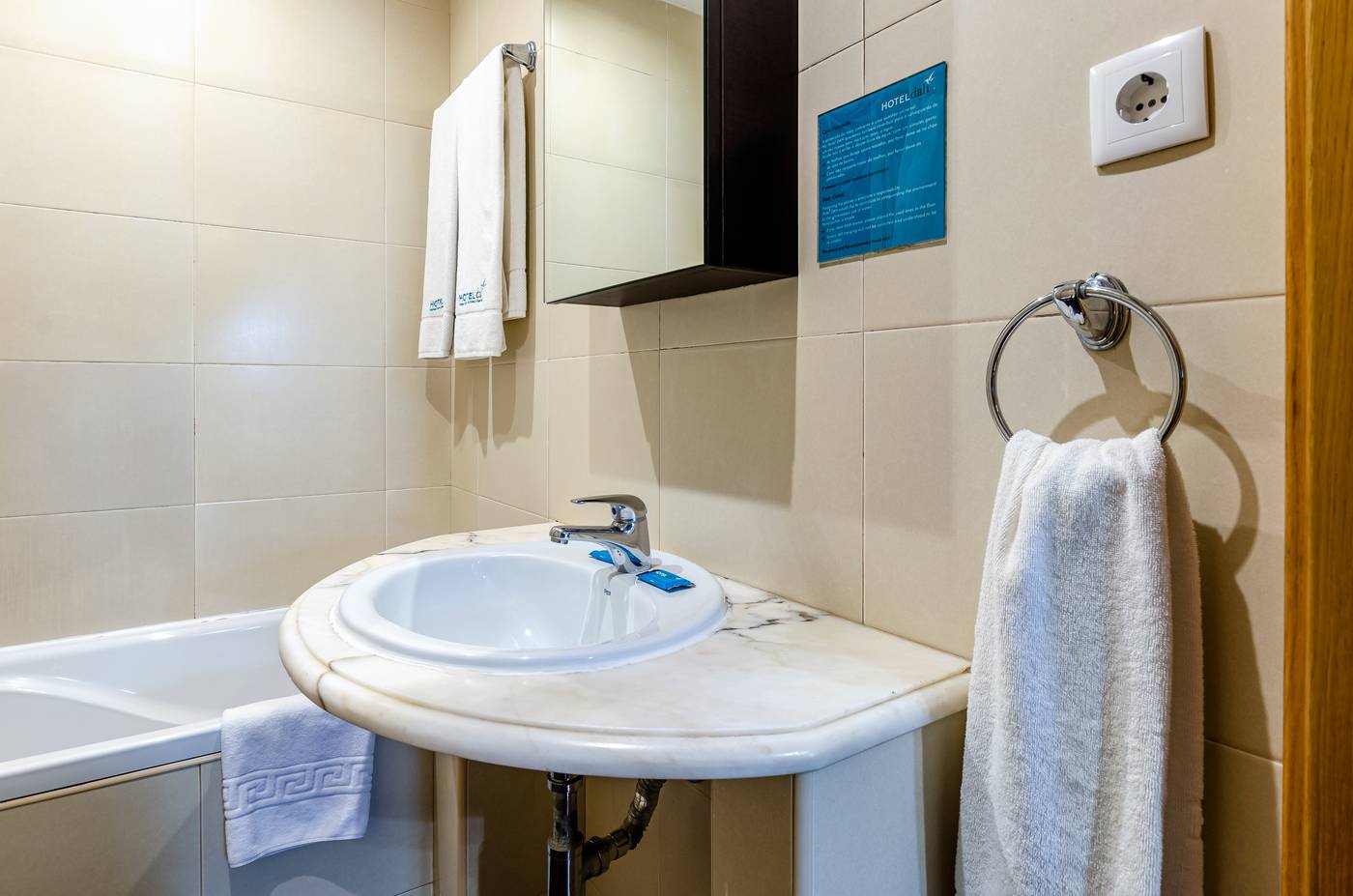 DAH-Dom-Afonso-Henriques-Room-36