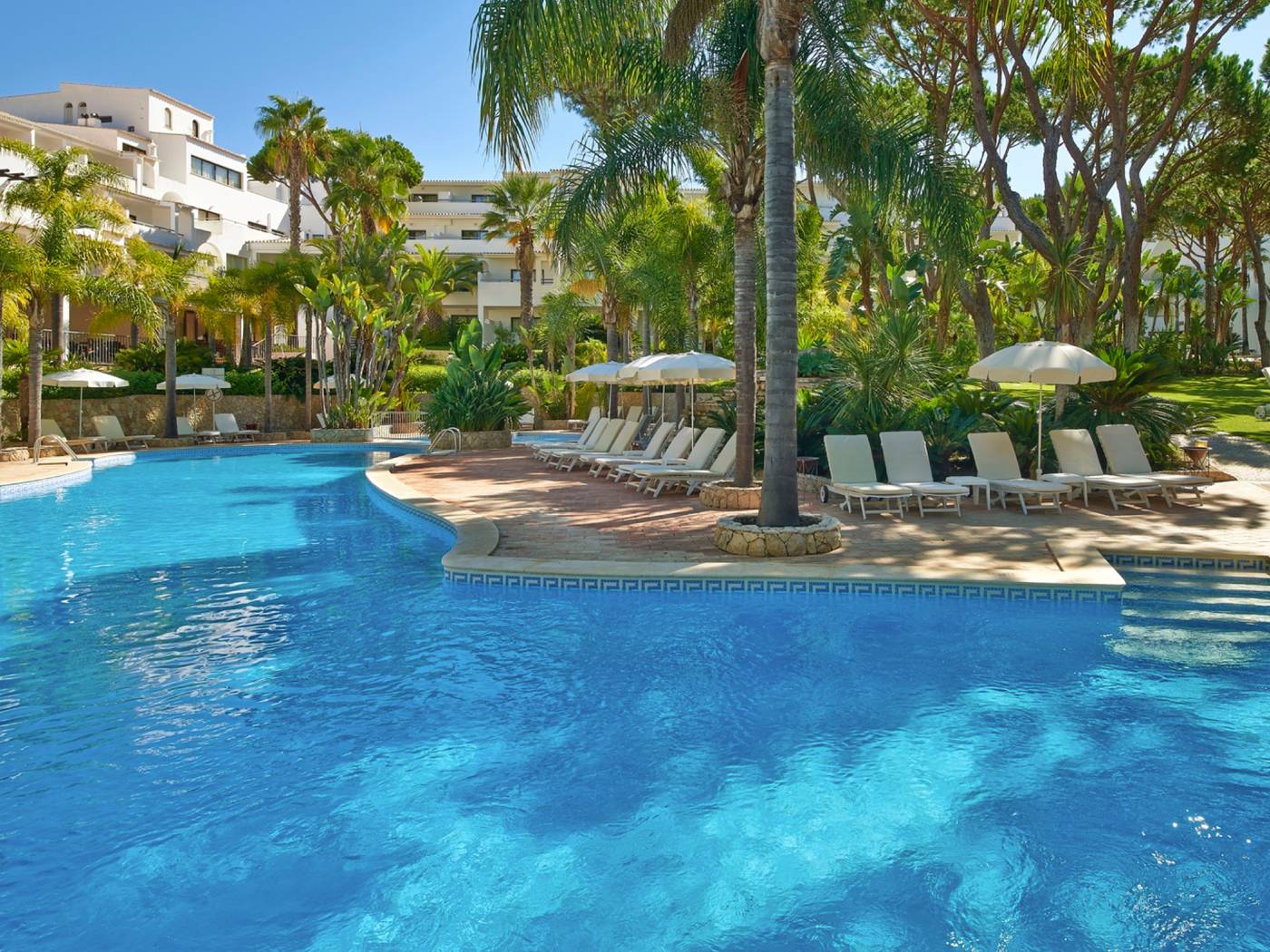 Ria-Park-Garden-Pool-2