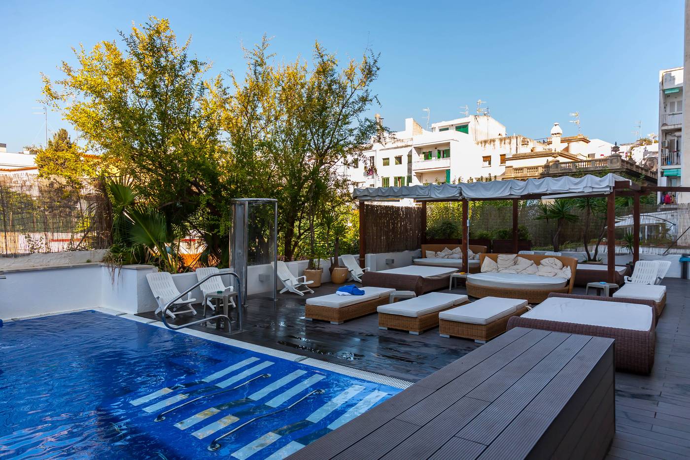 Platjador-Hotel-Pool-1