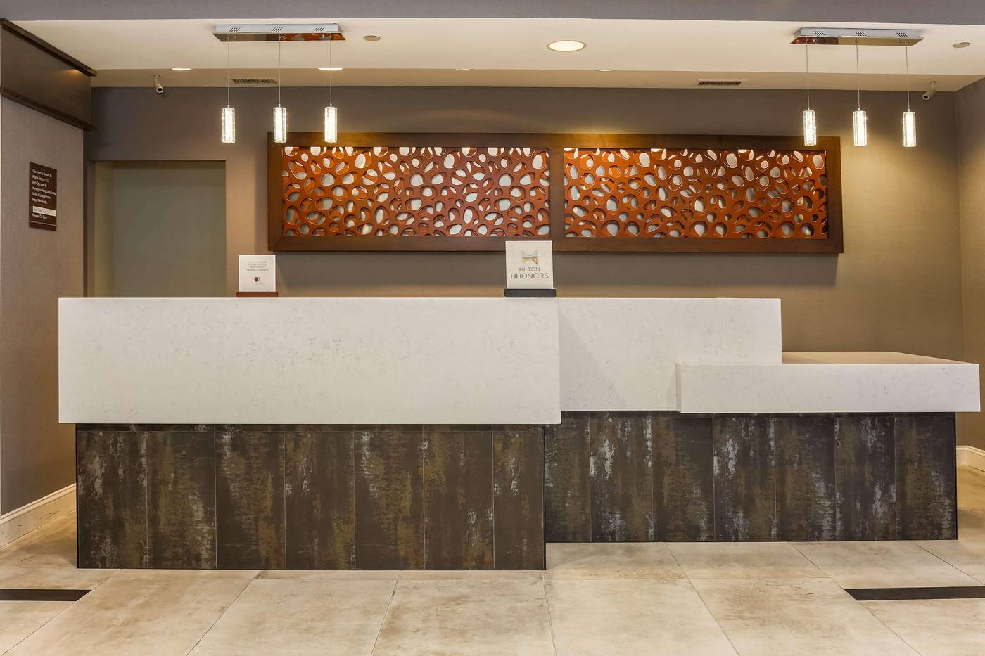 Doubletree by Hilton Hotel Atlanta Airport-United States-ATLANTA-Lobby-4