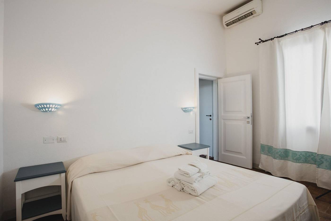 Resort-Fior-di-Sardegna-Room-18