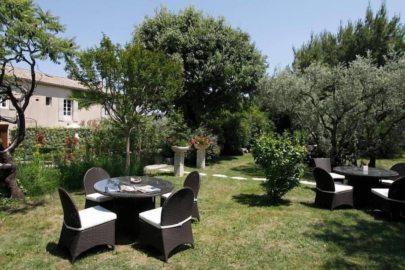 Le Mas Des Carassins-France-ST.-REMY-DE-PROVENCE-General view-3