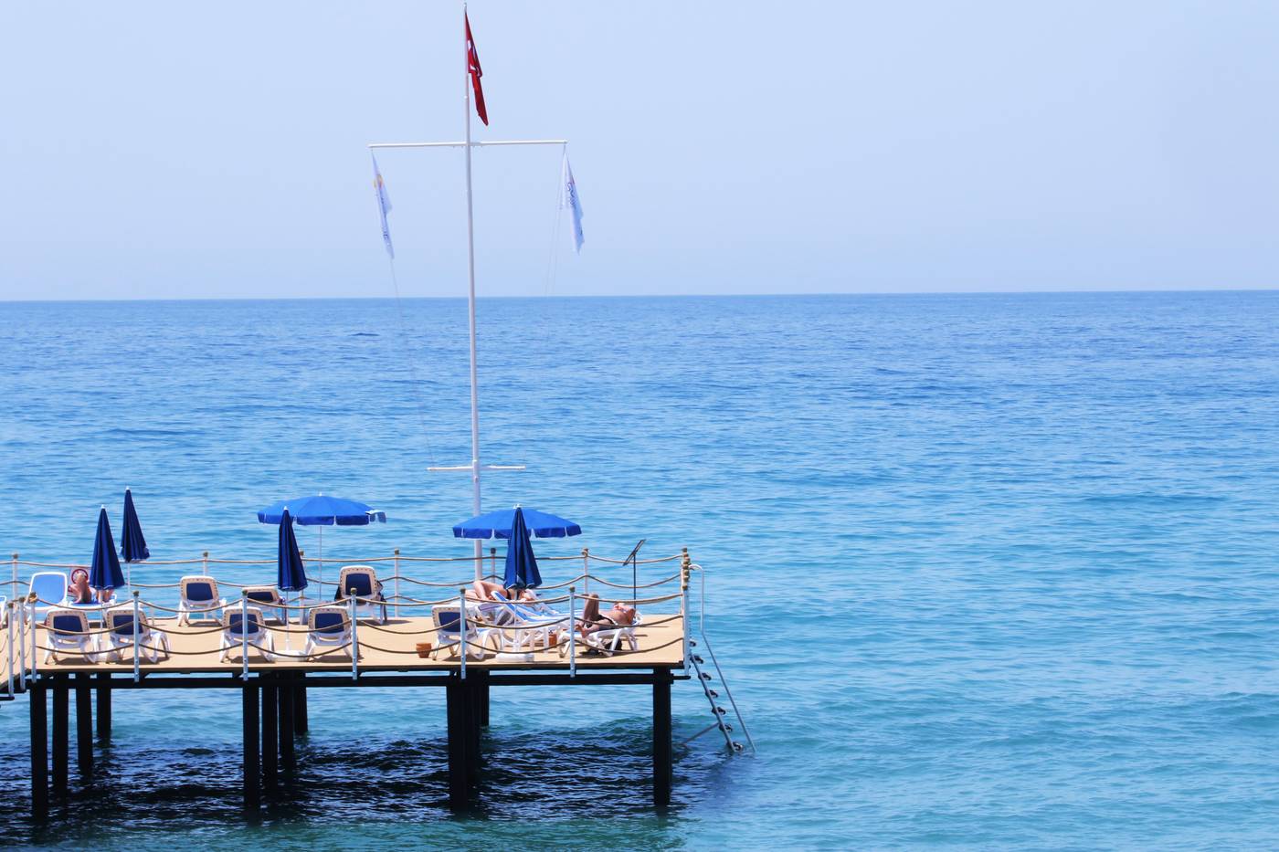 Sunprime-C-Lounge---Adults-Only--16---Beach-51