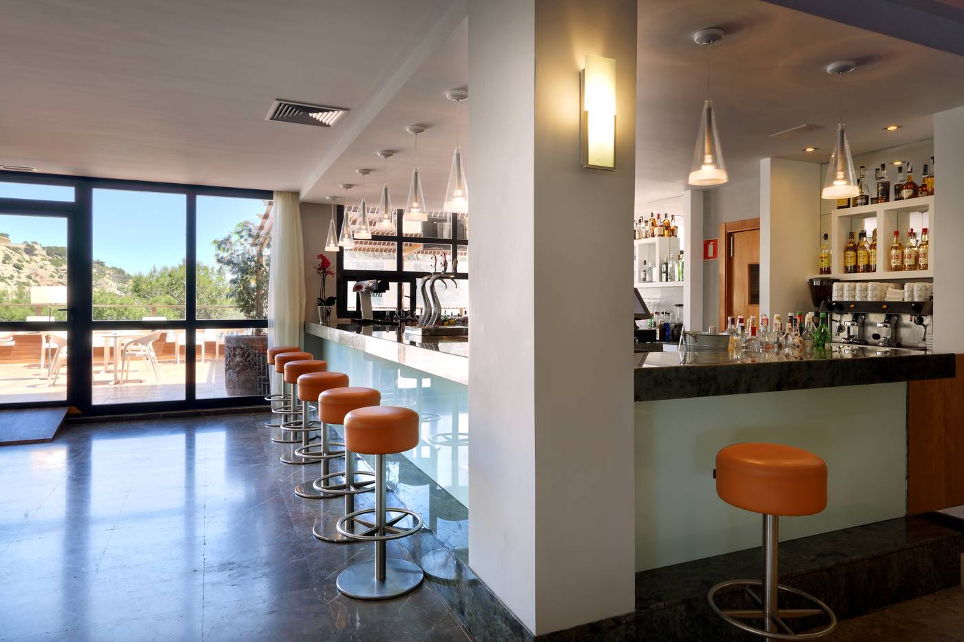 Palladium-Hotel-Cala-LLonga-Bar-21