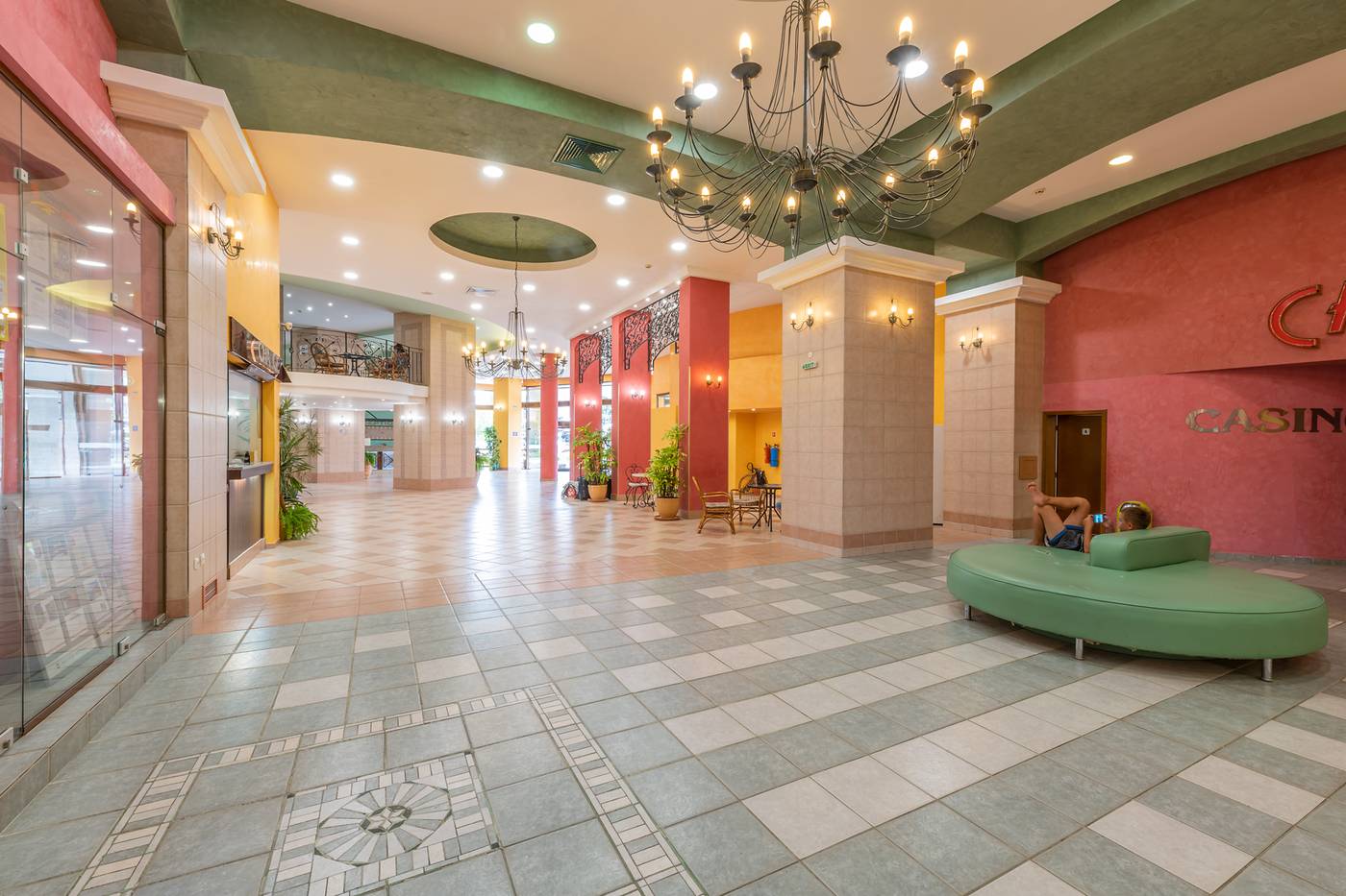 Hrizantema-Bulgaria-SUNNY BEACH-Lobby-9