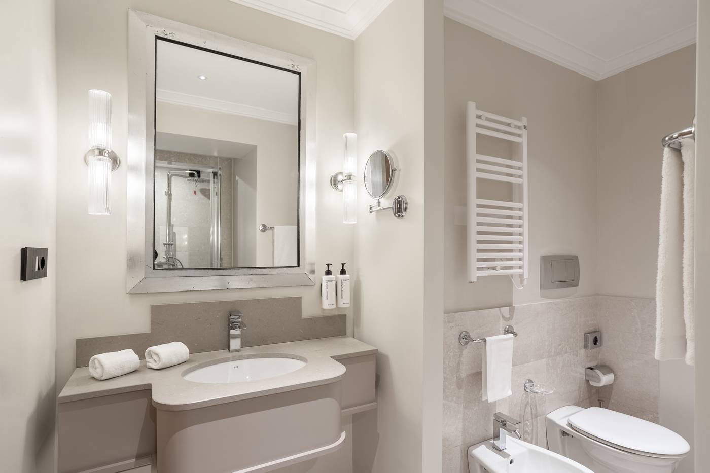 Capo-d-Africa---Colosseo-Room-25