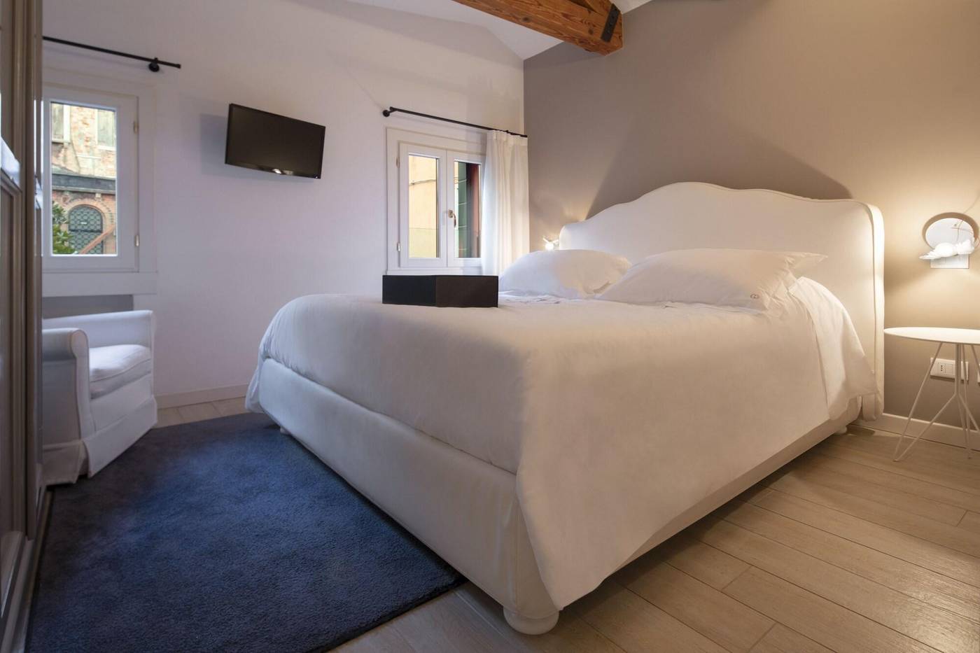 Corte-Di-Gabriela-Room-37