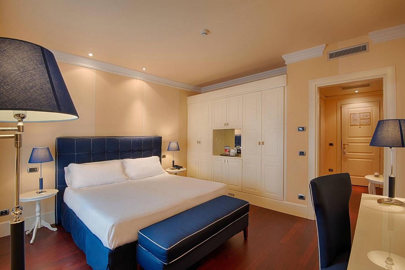 Grand-Hotel-Palazzo-Livorno-Room-9