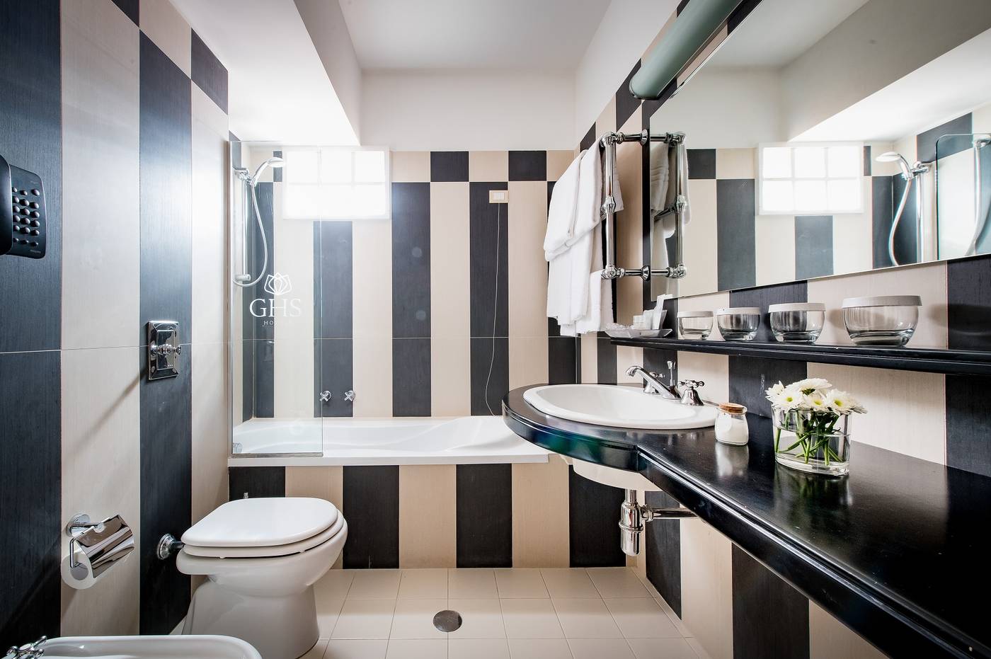 Astoria-Palace-Hotel-Room-31