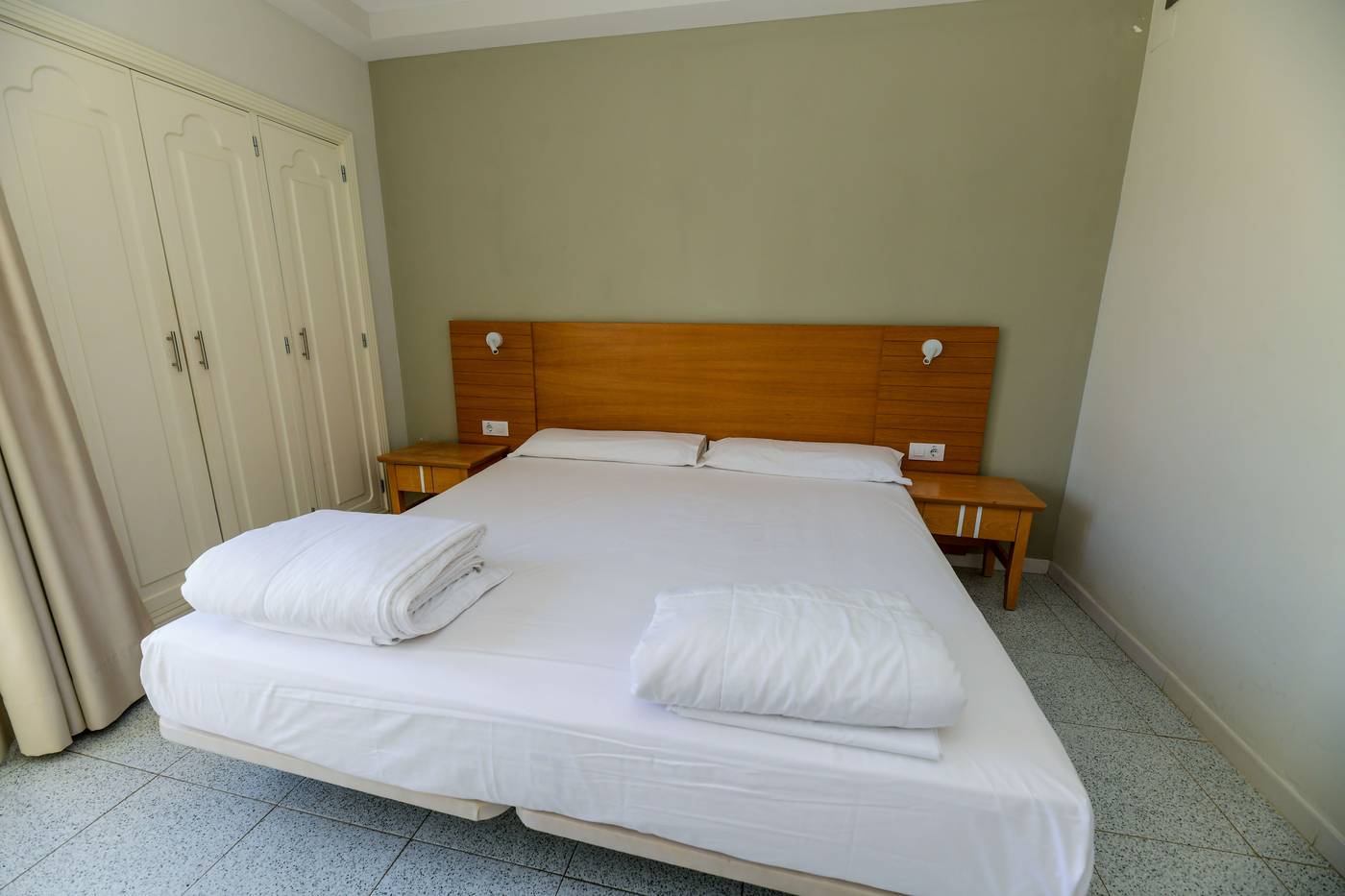 Hotel-LIVVO-Koala-Garden-Room-28