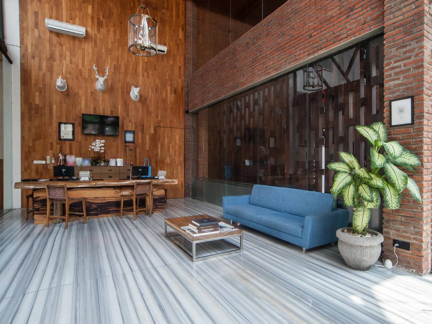 Ossotel-Indonesia-BALI-Lobby-9