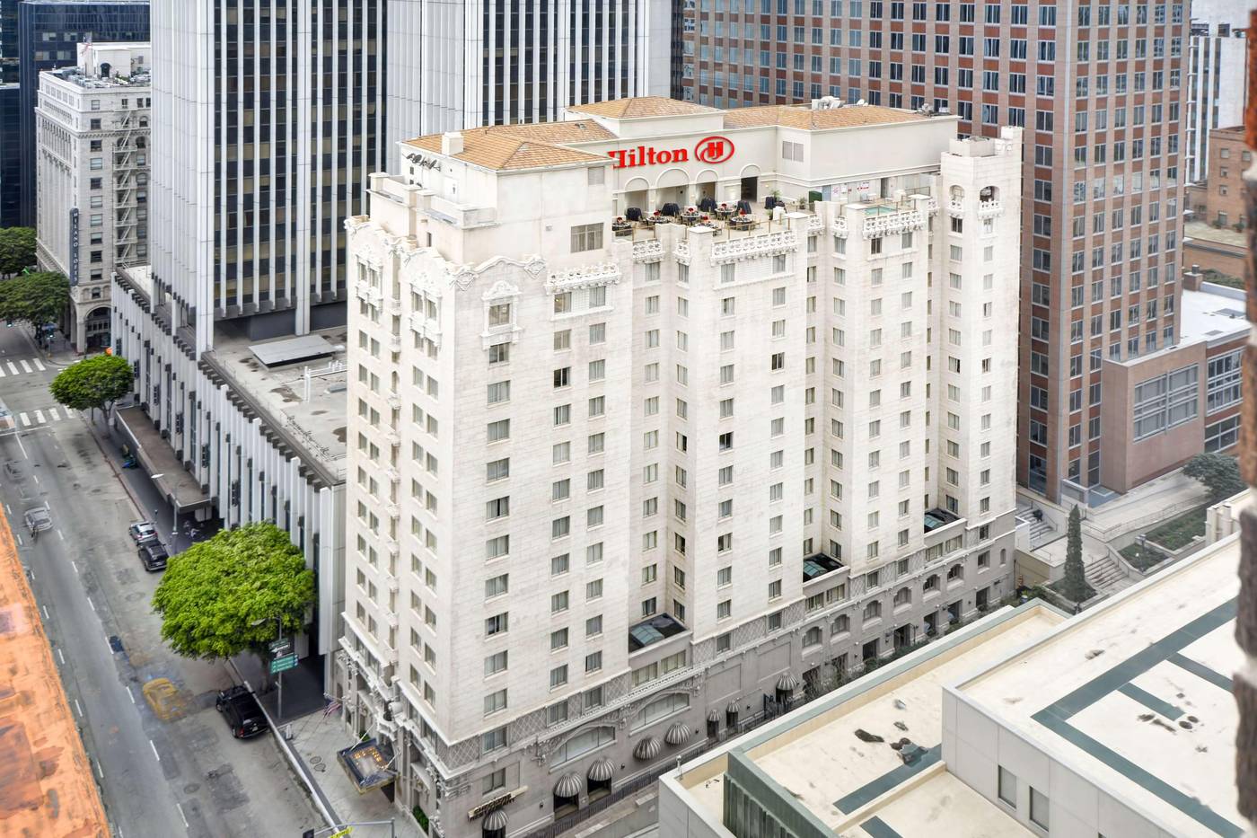 Hilton-Checkers-Los-Angeles-General-view-47