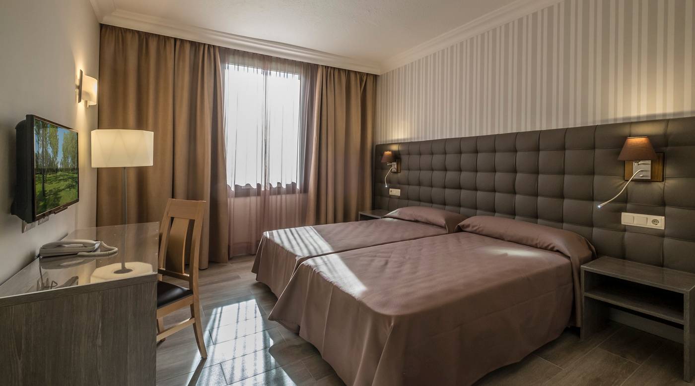 Eden-Park-Room-27