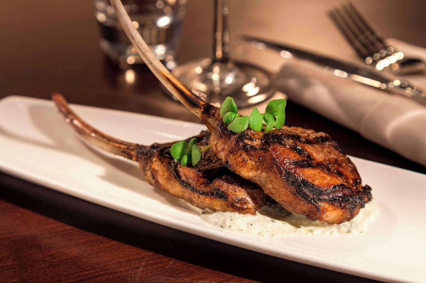 Boston-Marriott-Burlington-Restaurant-36