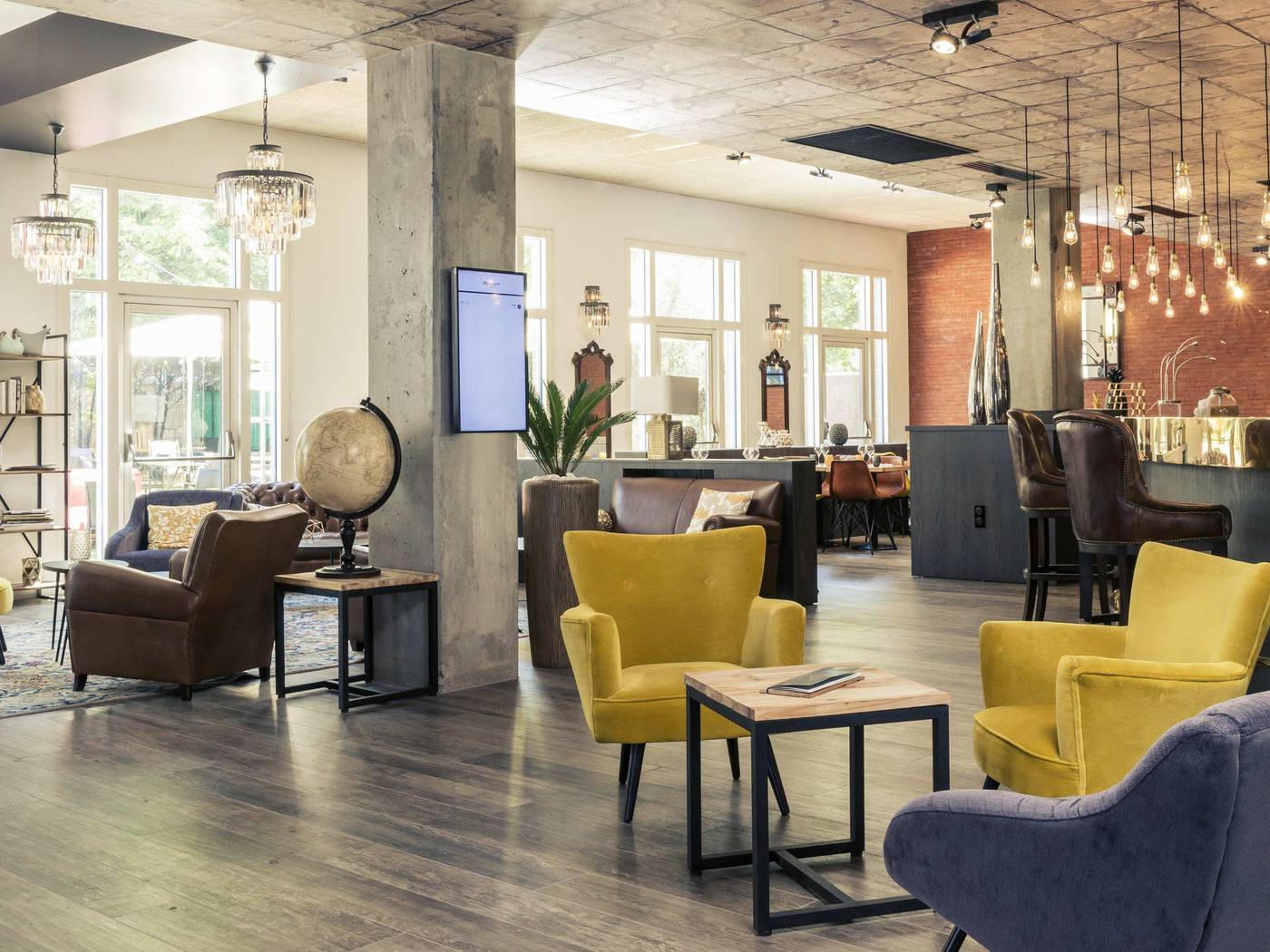 Hotel-Mercure-Paris-Porte-de-Pantin-Bar-2