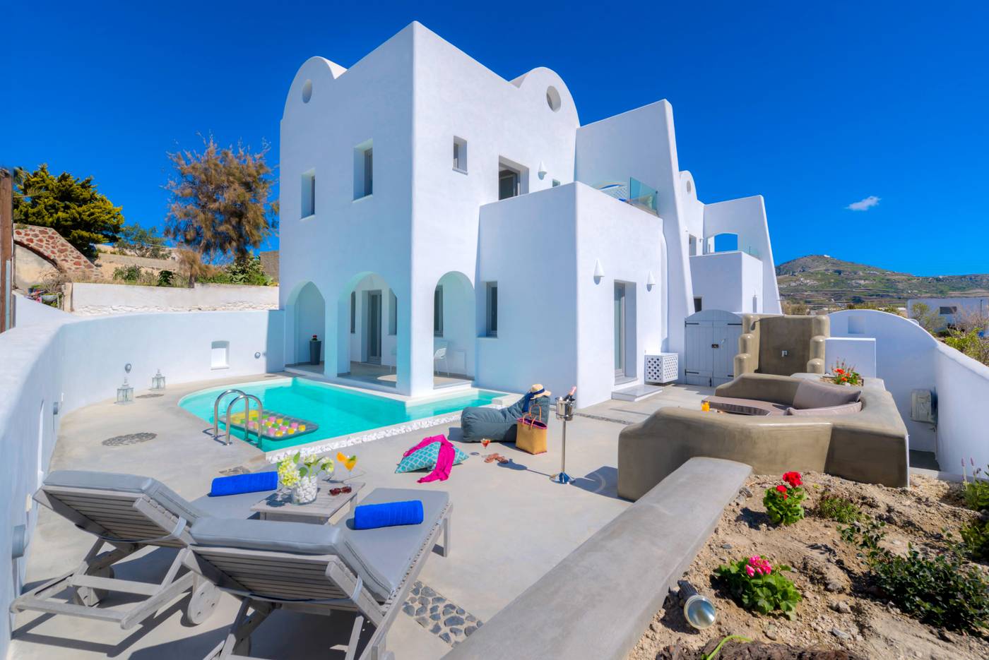 White-Harmony-Suites-Room-4