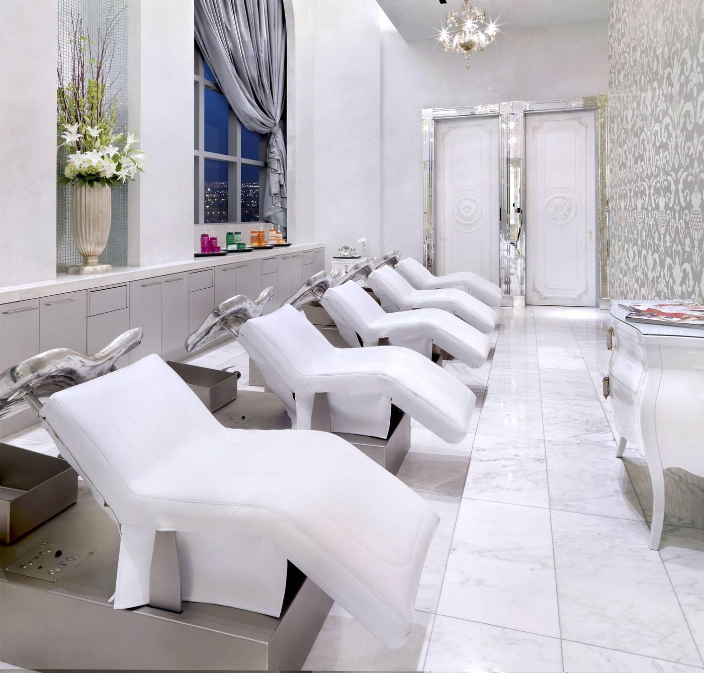 Caesars-Palace-Sports-and-Entertainment-85