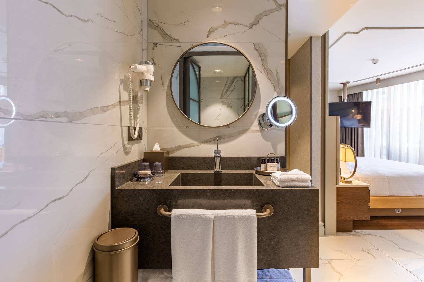 Stayso-The-House-Hotel-Room-59