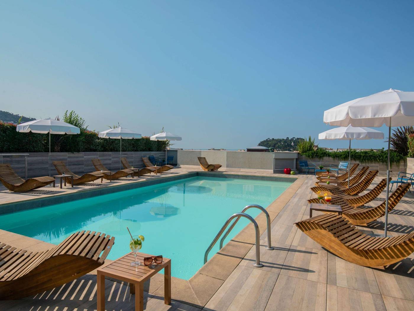 Novotel-Nice-Centre-Vieux-Nice-Pool-2