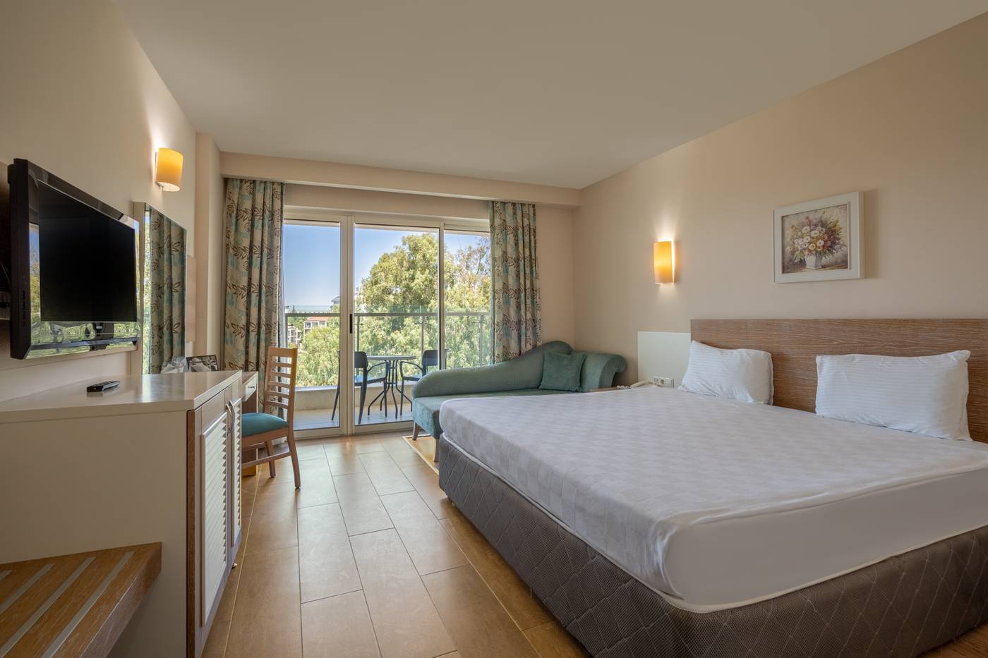 Sunrise Queen Luxury Resort & Spa